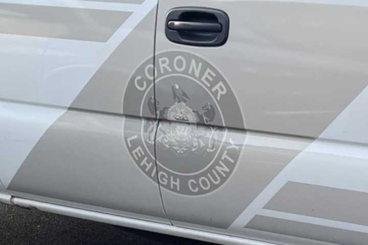 Driver Killed After Car Falls From Overpass Onto I-78 In Upper Saucon: Coroner